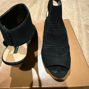 Audrey Brooke Black Ankle Booties size 8 1/2